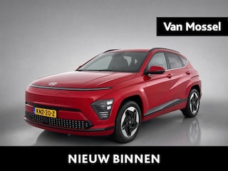 Hyundai Kona Comfort Smart 64.8 kWh | Achteruitrijcamera | Parkeersensoren | Apple Carplay/Android Auto | Adaptieve Cruise Control | Stoelverwarming | Stuurverwarming |