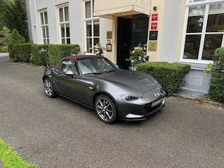 Mazda MX-5 2.0 SkyActiv-G 184 Sakura, Camera