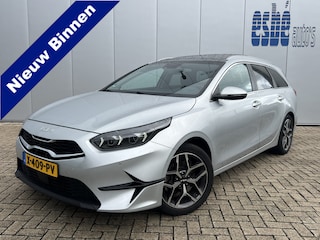 Kia Ceed Sportswagon 1.0 T-GDi ExecutiveLine Panoramadak Camera JBL Audio Stoelverwarming Stuurverwarming Parkeersensoren Extra getint Glas Navigatie Carplay Android Auto 17 Inch Velgen NL Auto