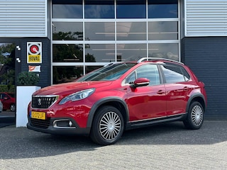 Peugeot 2008 1.2 Signature, Airco, Bluetooth, Cruise, Carplay, Navi, PDC, NAP, APK