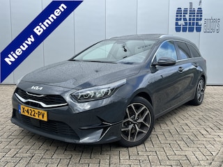 Kia Ceed Sportswagon 1.0 T-GDi ExecutiveLine Panoramadak Camera JBL Audio Stoelverwarming Stuurverwarming Parkeersensoren Extra getint Glas Navigatie Carplay Android Auto 17 Inch Velgen NL Auto