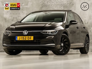 Volkswagen Golf 1.5 TSI Sport (PANORAMADAK, BLACK PACK, APPLE CARPLAY, GROOT NAVI, CAMERA, MEMORY SEAT, STOELVERWARMING, ALCANTARA, GETINT GLAS, TREKHAAK, NIEUWSTAAT)
