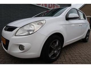 Hyundai i20 1.2i i-Motion Bij ons bedrijf in onderhoud geweest