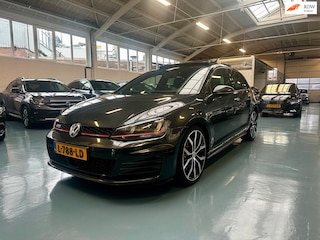 Volkswagen Golf 2.0 TSI GTI Performance