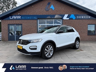 Volkswagen T-Roc 1.0 TSI 116PK Style Business Navi | Camera | ACC | Stoelverw. | Trekhaak