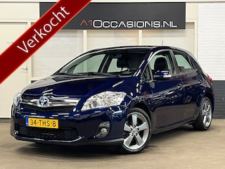 Toyota Auris 1.8 Full Hybrid Executive + AUTOMAAT + HALF LEDER