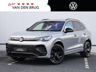 Volkswagen Tiguan 1.5 eHybrid R-Line Business 204pk DSG | Black Style | Trekhaak | Stoelverwarming | Navigatie | 360 Camera | LED Matrix | Cruise control | Keyless |
