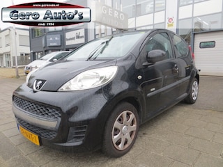Peugeot 107 1.0-12V Millesim 200 5 drs ,airco ,cv ,elek p nl-auto !