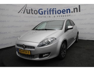 Fiat Bravo 1.4 T-Jet Dynamic nette 5-deurs met trekhaak