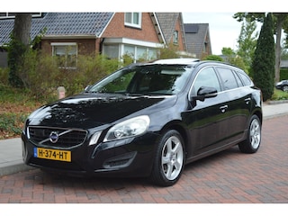 Volvo V60 2.0T Momentum
