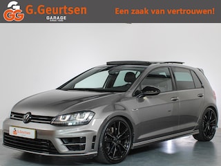 Volkswagen Golf R 2.0 TSI 300PK 4Motion Panoramadak, Camera, Apple Carplay/Android Auto, DCC