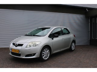 Toyota Auris 1.6-16V Terra