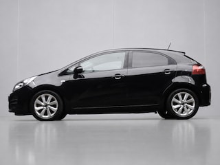 Kia Rio 1.2 CVVT DynamicLine Sport (NAVI,CAMERA,CRUISE,GETINT,LED,BLUETOOTH,AIRCO,SPORTSTOELEN,LM VELGEN,NETTE STAAT)