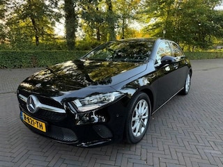 Mercedes-Benz A-klasse 200 Premium Plus Automaat Acarplay Stoelverwarmimg