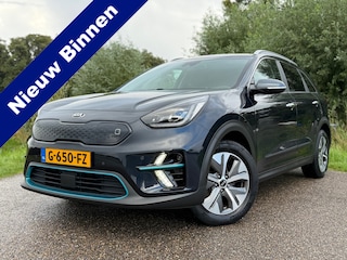 Kia Niro E-Niro ExecutiveLine 64 kWh / NL Auto / Full Option / Stoelverwarming en koeling / Camera / ACC / Leder / JBL Audio