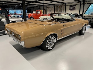 Ford Mustang Convertible s-code 390 325hp