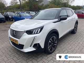 Peugeot 2008 EV GT Pack 50 kWh | Fase 3 laden | Navigatie | Camera | 18 Inch lichtmetaal | Alcantara | Full LED | 62.000km |