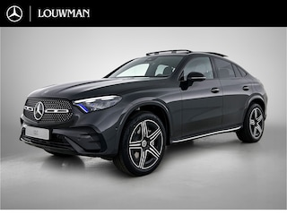 Mercedes-Benz GLC 400e 4MATIC Business Solution AMG | Premium Plus | Winterpakket | Nightpakket | Trekhaak | AMG spoiler | Panoramaschuifdak | 360° camera | Treeplanken in aluminiumlook | 20 inch vijfspaaks lichtmetalen AMG-velgen | DISTRONIC |