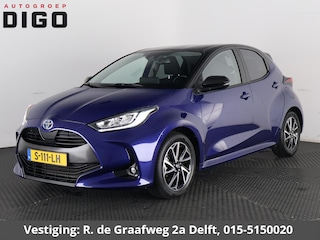 Toyota Yaris 1.5 Hybrid Dynamic Bi-Tone | Apple Carplay & AndroidAUTO | Camera | Lichtmetalen velgen | Privacy Glass |