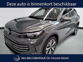 Volkswagen Tiguan 1.5 eHybrid 204pk Elegance / Leder / Navigatie / 360-Camera