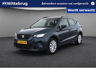 Seat Arona 1.0 TSI Style Business Intense / Navigatie / App connect / Camera / Parkeersensoren V+A / Lichtmetaal 16 inch /