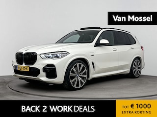 BMW X5 xDrive45e High Executive | TREKHAAK | PANORAMADAK | SOFTCLOSE | LASER LED | LUCHTVERING | ADAPTIEF ONDERSTEL | 360 CAMERA | VOL LEDER | STOEL-STUURVERWARMING | MEMORY STOELEN | NAVIGATIE | CLIMATE CONTROL | ELEK.KOFFERBAK |
