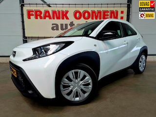 Toyota Aygo 1.0 VVT-i S-CVT 72PK Play + Keyless|Stoelverw.|LED|Camera|Climate|Adaptive Cruise|Apple|Android