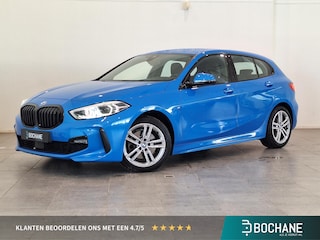 BMW 118i Executive Edition | M-Sport | Camera | Stoelverwarming | Keyless