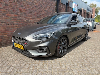 Ford Focus 2.3 EcoBoost ST-3|Panoramadak|Camera|Head-up|Acc