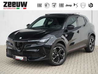 Alfa Romeo Junior 1.2 Turbo 145 PK Ibrida Speciale | Schuifdak | Sabelt | Techno | 18"