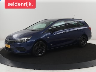 Opel Astra Sports Tourer 1.2 Design & Tech | Cruise control | Camera | Park assist | Trekhaak | Dodehoek detectie | Navigatie | Carplay | Climate control | 16" velgen