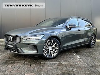 Volvo V60 2.0 T8 Plug-in hybrid AWD Plus Dark /head up display/ 360 camera /Panorama dak / trekhaak/ Harman & Kardon / Memory /