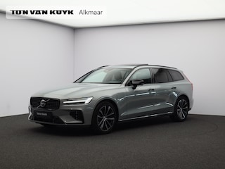 Volvo V60 2.0 T8 Plug-in hybrid AWD Plus Dark / Trekhaak / 360 Camera / Panoramadak / Head-Up Display / Harman Kardon / Elektrische Stoelen / Stoel+Stuurverwarming / BLIS /