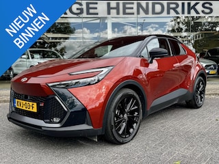 Toyota C-HR 2.0 Plug-in Hybrid 220 GR SPORT | Digitale Binnenspiegel | Dode Hoek Detectie | HUD | Adaptive CC | GR stoelen | Smart Phone Entry | Camera |