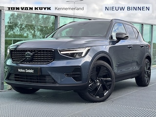Volvo XC40 2.0 B4 Plus Black Edition Mild hybrid, Automaat, Panoramadak, 20 inch wielen, Trekhaak semi elektrisch wegklapbaar, Extra getinte ramen vanaf B-stijl, Harman Kardon audio, 360 graden parkeercamera