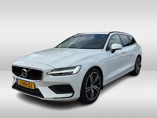 Volvo V60 2.0 B3 Momentum Advantage / Pilot assist / CarPlay / Trekhaak / Camera