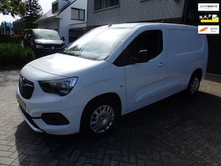 Opel Combo 1.5 BlueHDi AUTOMAAT L2H1 130 PK AIRCO CRUISE PDC CARPLAY
