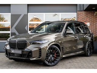 BMW X5 xDrive50e M Sport Pro | Panorama | Driving Ass. Prof. | 4-Wielbest. | 360 Camera | Harman/Kardon | Soft-Close | Trekhaak | 22' Inch |