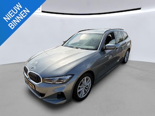 BMW 3-serie Touring 318i NL-AUTO | PANODAK | BMW Curved Display, iDrive 8
