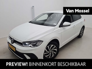 Volkswagen Polo 1.0 TSI Life 95 pk| Origineel Nederlands | 1e Eigenaar | Navigatie | Achteruitrijcamera | Getint Glas | 15 Inch Velgen | Digitale Cockpit Pro