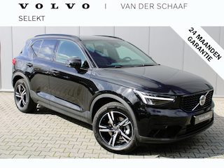 Volvo XC40 B4 Plus Dark | Trekhaak | Harman Kardon | El. voorstoelen