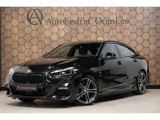 BMW 218i High Executive *M-Pakket* 91dkm M-Sportinterieur/Navigatie |Recent Beurt Gehad|