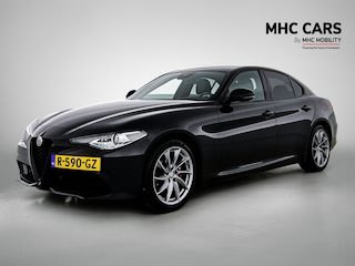 Alfa Romeo Giulia 2.0T Sprint | Trekhaak | Clima | Navi | 12 maanden BOVAG |