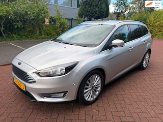 Ford Focus Wagon 1.0 Titanium / Carplay / PDC / Park Assist / LED