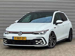 Volkswagen Golf 2.0 TSI GTI 245 PK | Panorama | IQ Light | Harman Kardon | Schroefset | 12 Mnd Garantie!