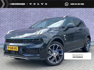 Lynk & Co 01 1.5 Plug-in Hybrid | Trekhaak | Panorama dak | Adaptieve cruise control | Stoelverwarming | 20" |