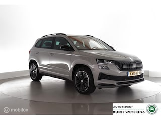Skoda Karoq 1.5 TSI ACT 150PK Automaat Sportline Business panoramadak|led|cam|ecc|acc|lmv18