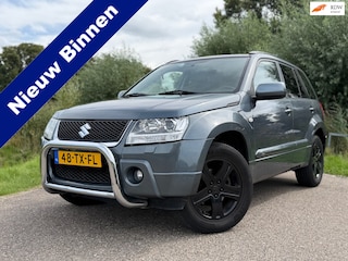 Suzuki Grand Vitara 2.0-16V High Executive Automaat / Schuif-/Kanteldak / Leder / Clima / Stoelverwarming / 17" Velgen / Cruise /