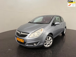 Opel Corsa 1.2-16V Cosmo / Cruise / Airco / dealeronderhouden
