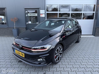 Volkswagen Polo 2.0 TSI GTI 200 PK / Pano / Camera / ACC